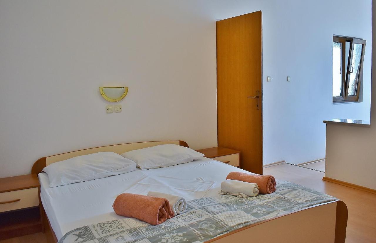 Apartament Banjol Exteriör bild