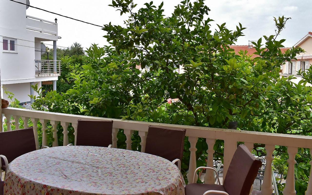 Apartament Banjol Exteriör bild