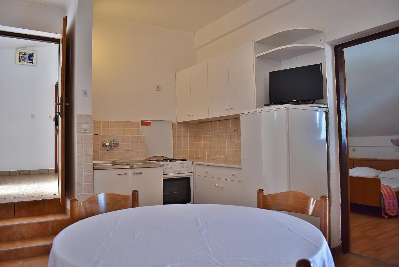 Apartament Banjol Exteriör bild