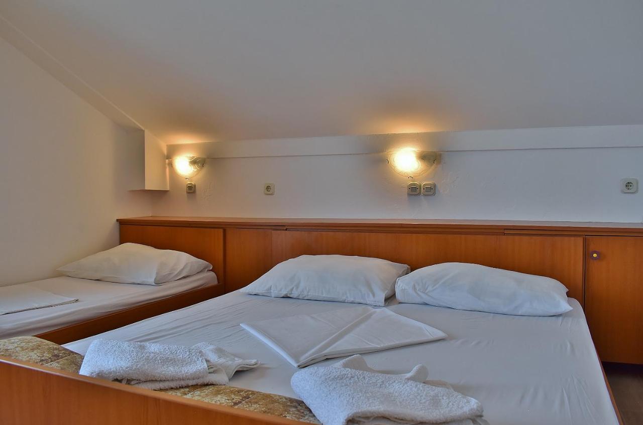 Apartament Banjol Exteriör bild